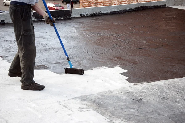 What is the Best Roof Coating for a Flat Roof?